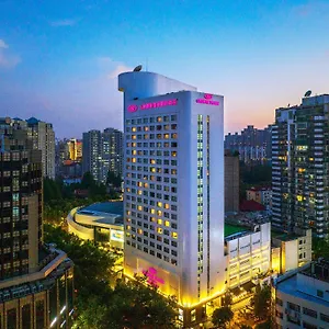 Crowne Plaza By Ihg Otel